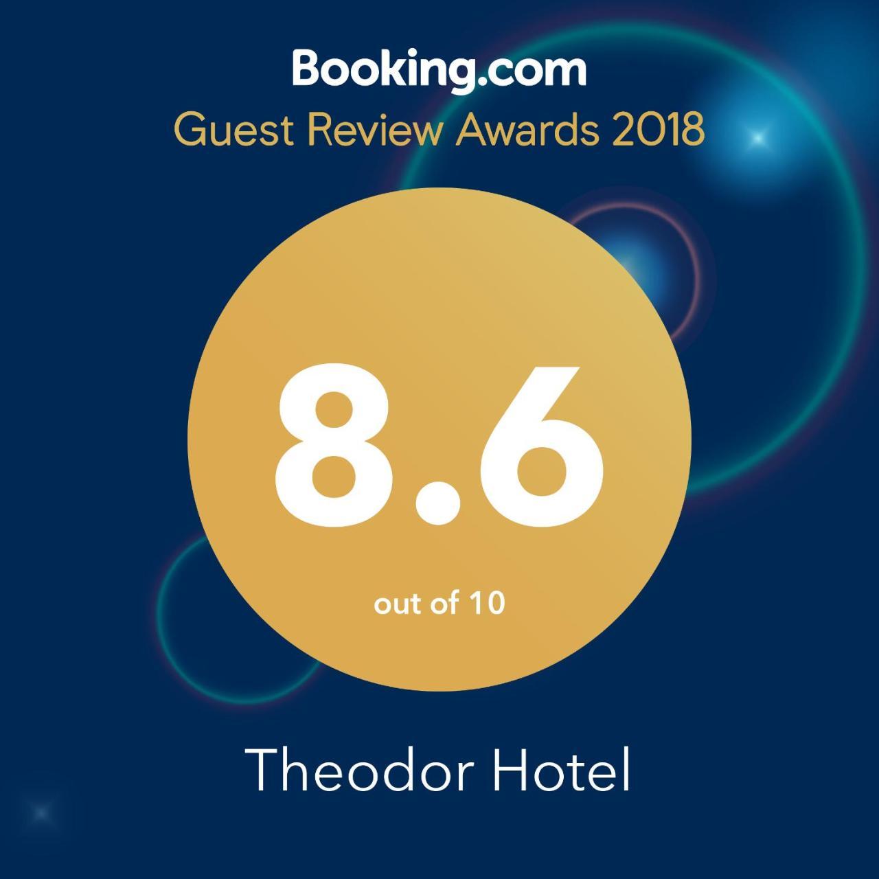 לבואן באג'ו Theodor Hotel מראה חיצוני תמונה